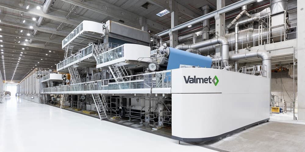 PM 19 operates a complete Valmet OptiConcept M containerboard line and an OptiWin Drum two-drum winder with Dual Unwind.