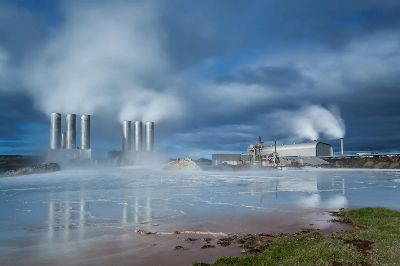 Geothermal power plant optimizing flow control for sustainable energy production.