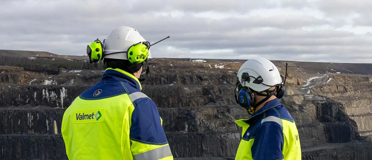 Valmet experts at open pit mine