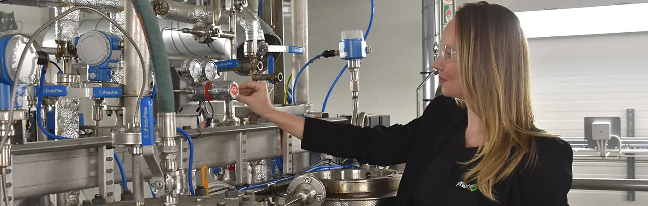 Raquel Bohn Stoltz in the cooking pilot plant